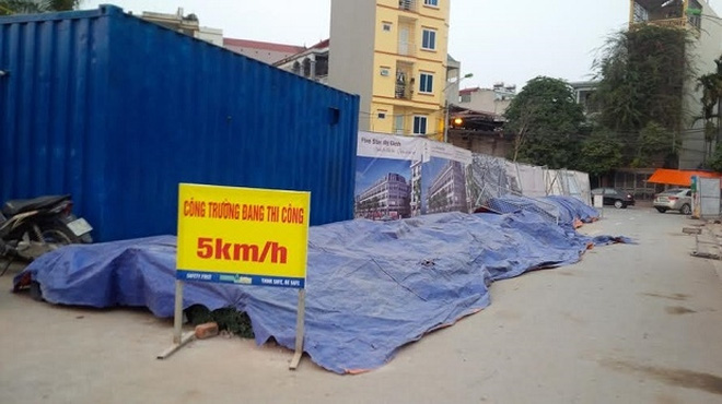Dự án Five Star Mỹ Đình "nuốt chửng" lòng đường gây mất trật tự ATGT
