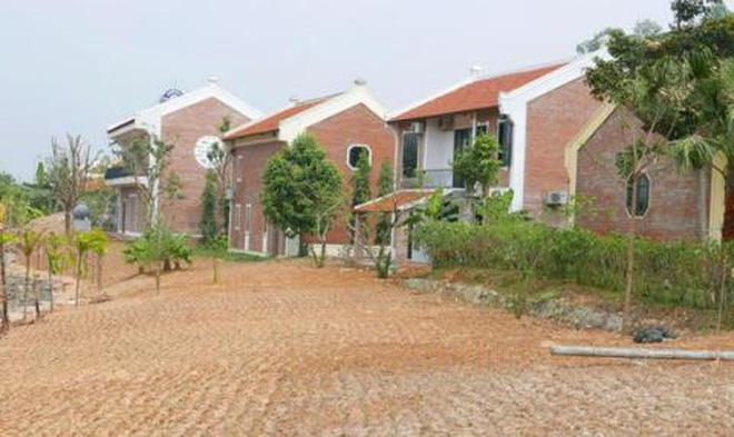 Hàng loạt biệt thự không phép “mọc” ở Ba Vì: Xã biết từ lâu nhưng… bất lực