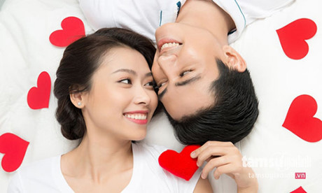 Giúp vợ chồng son lựa chỗ treo ảnh cưới đúng phong thủy