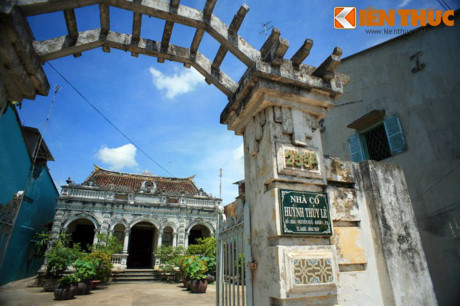 Ngắm tuyệt tác kiến trúc nhà cổ nổi tiếng Nam Bộ