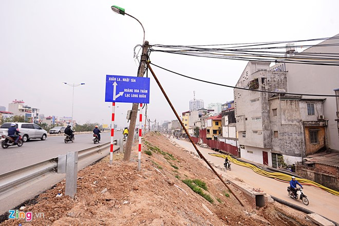 Cột điện xiêu vẹo, chắp vá trên con đường nghìn tỷ
