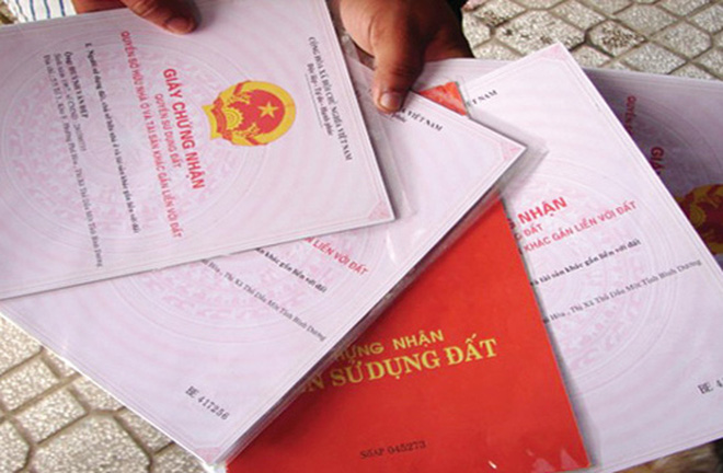 Quảng Nam: Hàng trăm sổ đỏ của dân bị "giam" ở trụ sở ủy ban xã