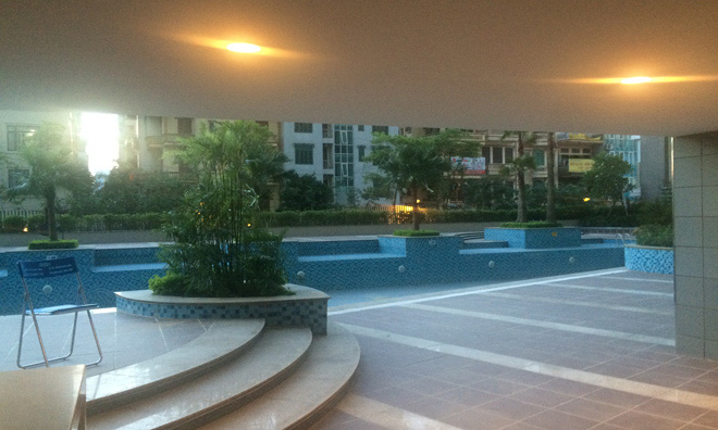 Thả nổi bể bơi chung cư