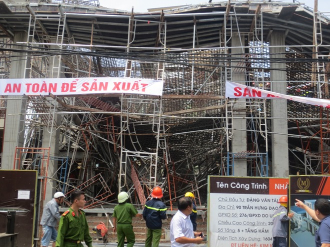 Bộ Xây dựng vào cuộc vụ sập giàn giáo khiến 2 người chết