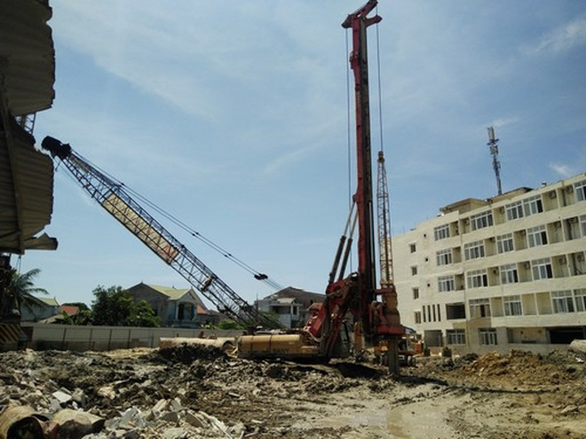 Chung cư cao cấp chưa có giấy phép vẫn ngang nhiên thi công