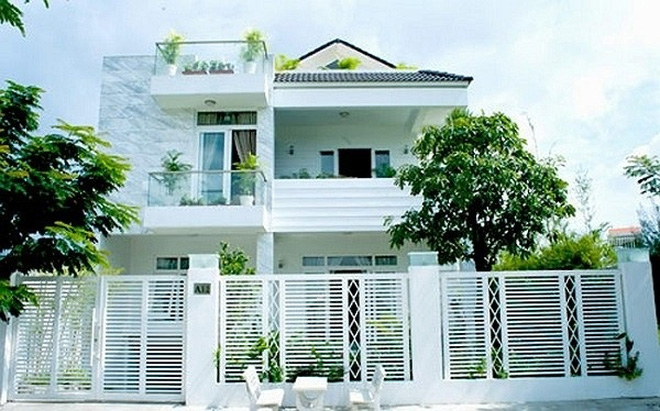 Khu vườn xanh mướt mắt trong căn biệt thự 21 tỷ của MC Quyền Linh